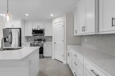9065 Fruitland Avenue Englewood FL 34224