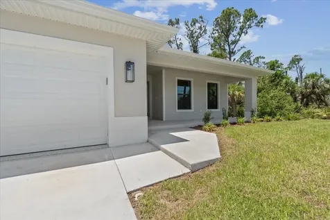 9065 Fruitland Avenue Englewood FL 34224