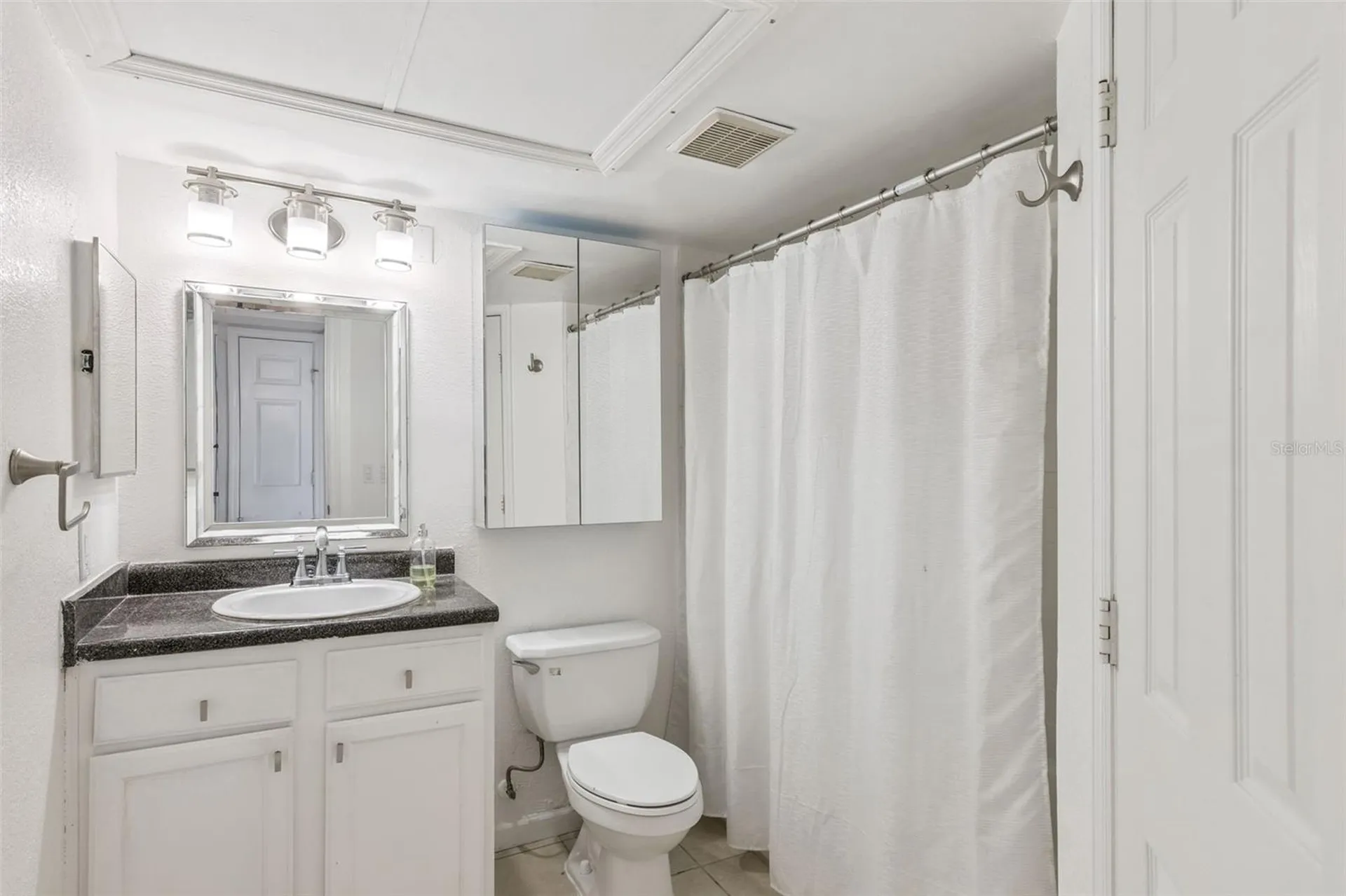 415 Lakepointe Drive Altamonte Springs FL 32701