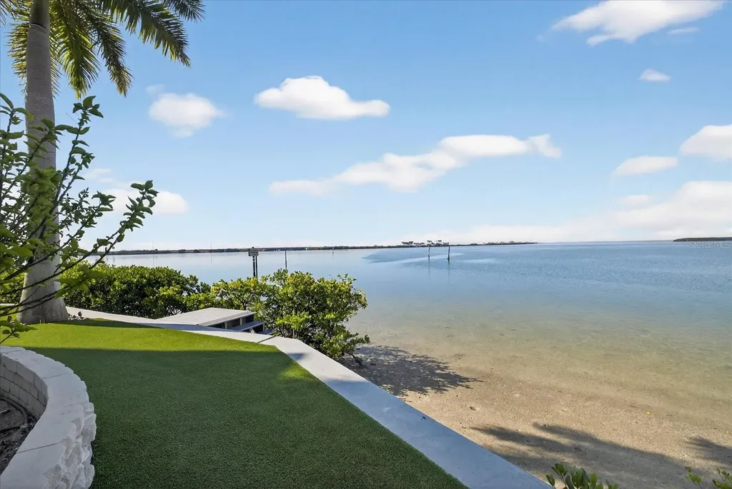 4102 Causeway Vista Drive Tampa FL 33615