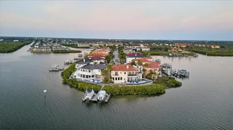 4102 Causeway Vista Drive Tampa FL 33615