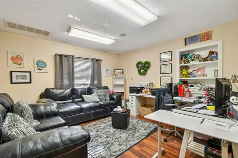 108 4th Avenue S Safety Harbor FL 34695