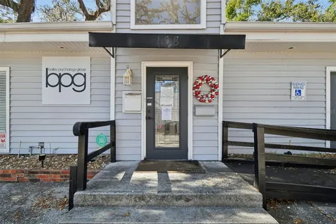 108 4th Avenue S Safety Harbor FL 34695