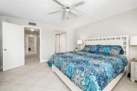 1770 Benjamin Franklin Drive Sarasota FL 34236