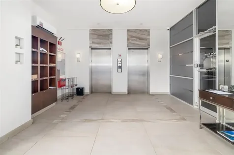 1770 Benjamin Franklin Drive Sarasota FL 34236