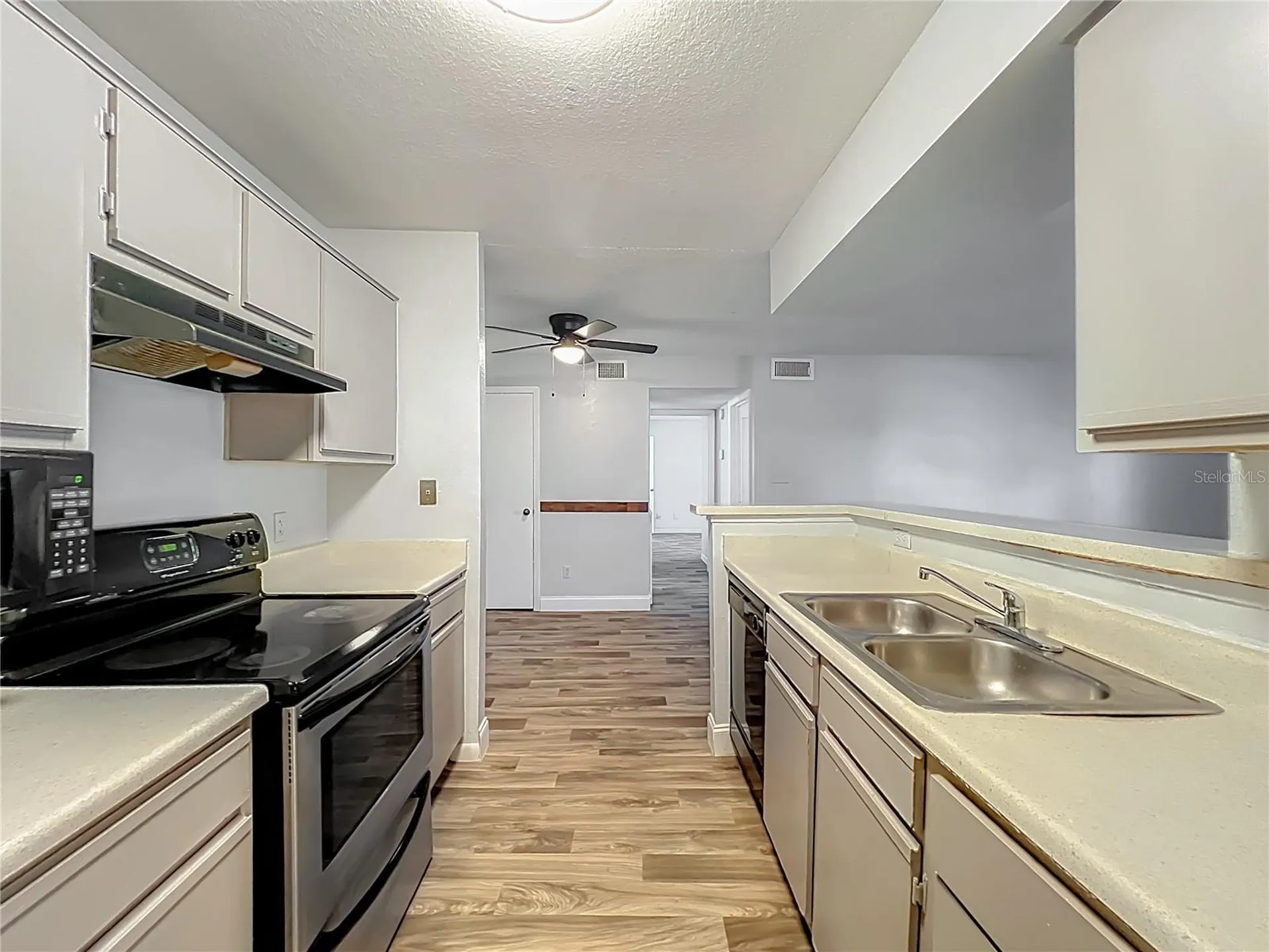 4301 Lizshire Lane Orlando FL 32822