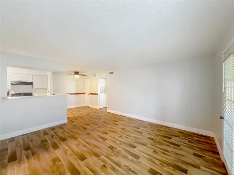 4301 Lizshire Lane Orlando FL 32822