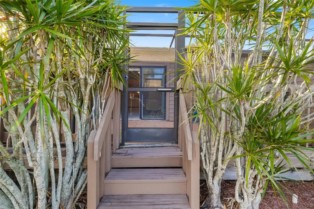 4460 Winston Lane N Sarasota FL 34235