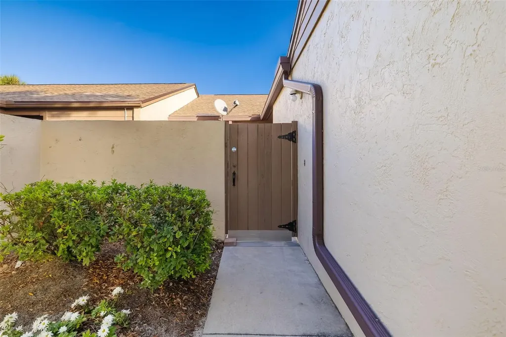 4460 Winston Lane N Sarasota FL 34235