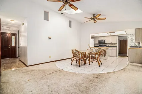 607 E Lakeshore Drive Ocoee FL 34761