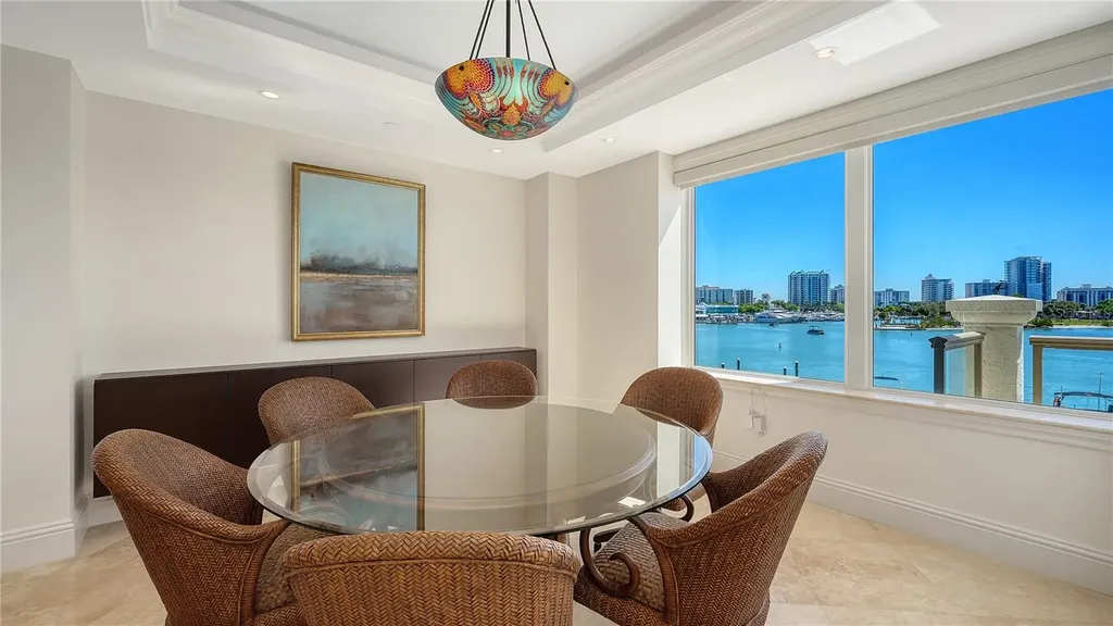 464 Golden Gate Point Sarasota FL 34236