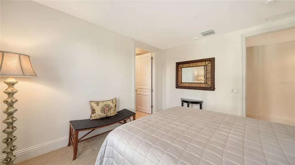 464 Golden Gate Point Sarasota FL 34236