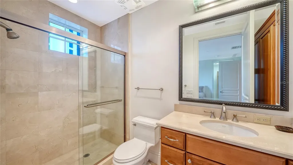 464 Golden Gate Point Sarasota FL 34236