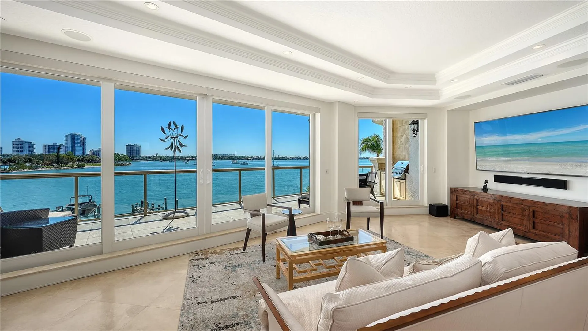 464 Golden Gate Point Sarasota FL 34236