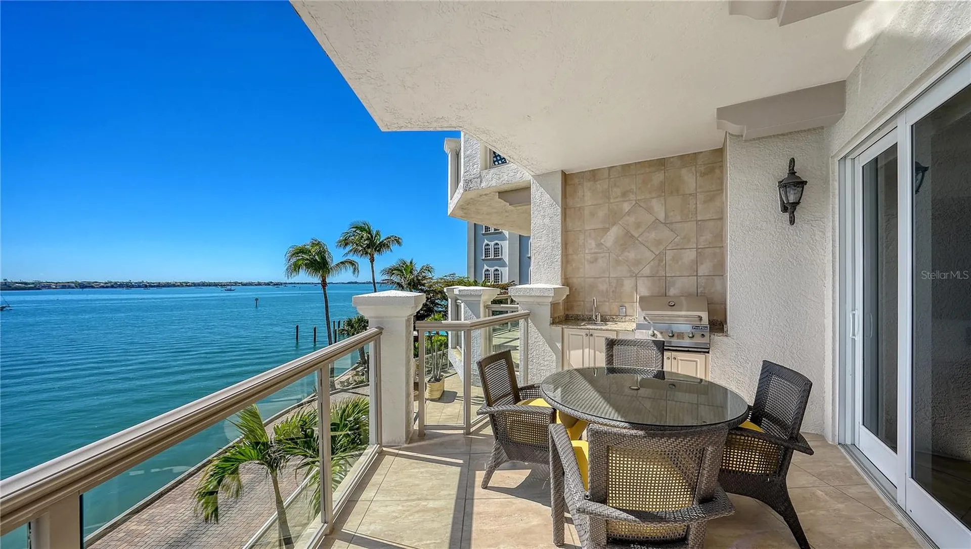 464 Golden Gate Point Sarasota FL 34236