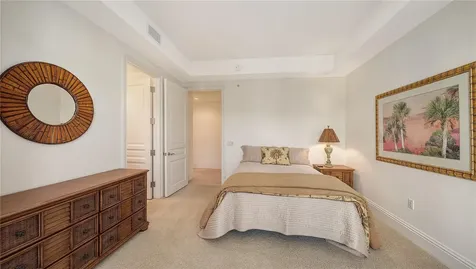 464 Golden Gate Point Sarasota FL 34236