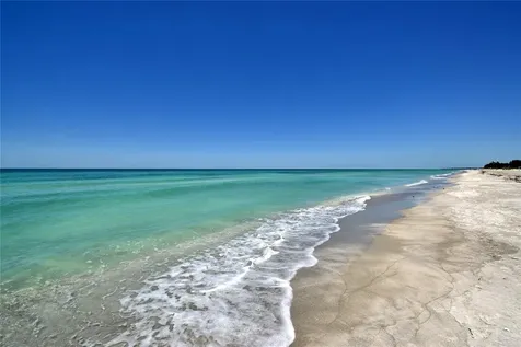 464 Golden Gate Point Sarasota FL 34236