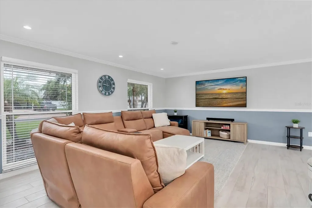 4200 46th Avenue S St Petersburg FL 33711