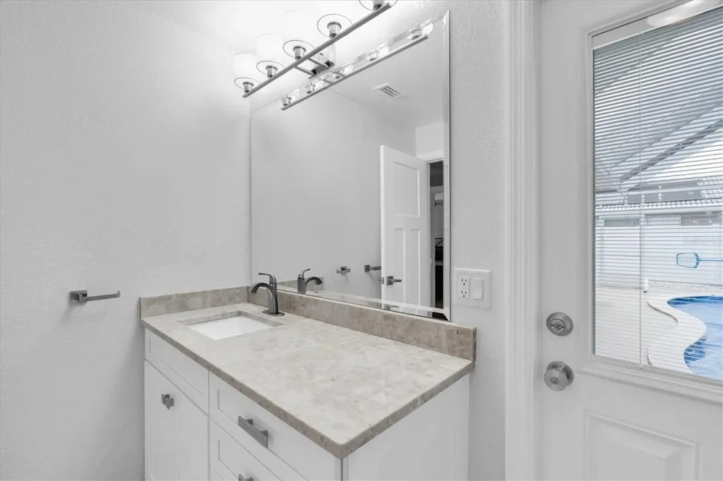 4200 46th Avenue S St Petersburg FL 33711