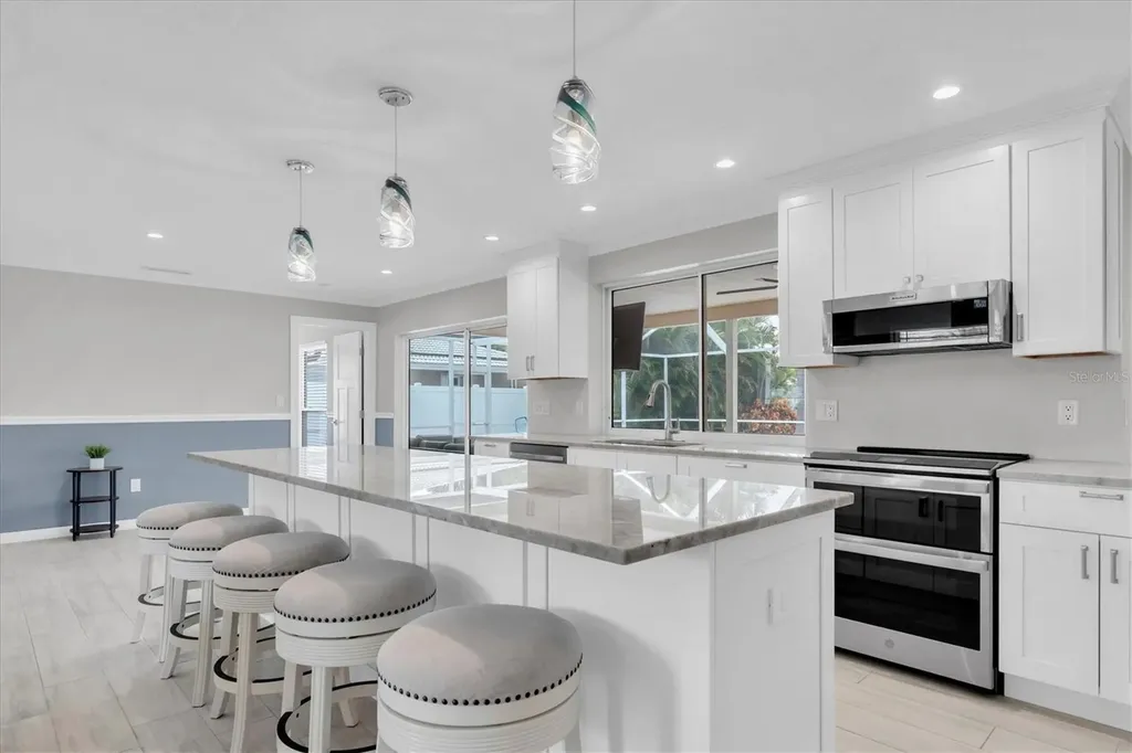 4200 46th Avenue S St Petersburg FL 33711
