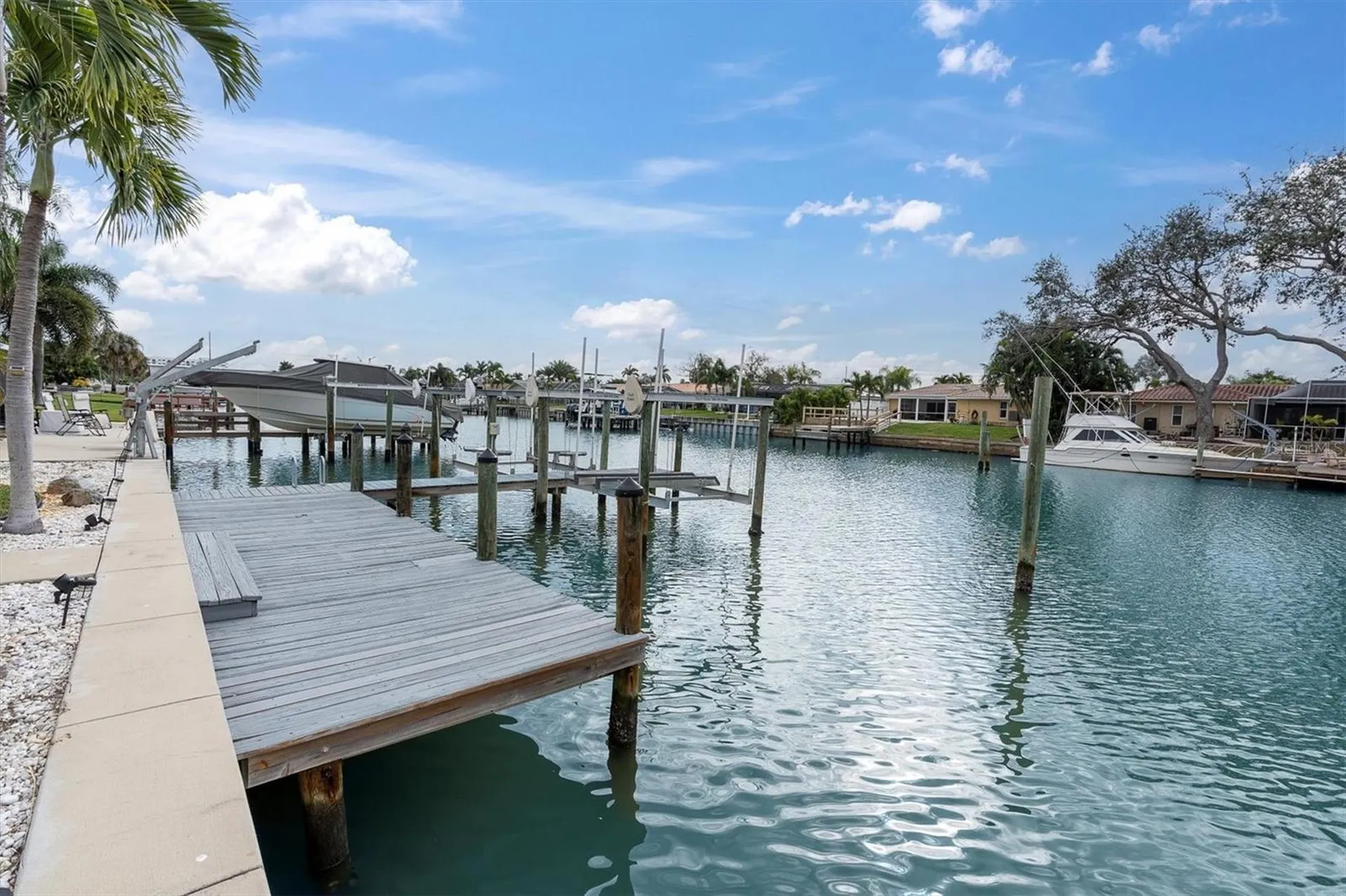 4200 46th Avenue S St Petersburg FL 33711