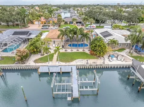 4200 46th Avenue S St Petersburg FL 33711