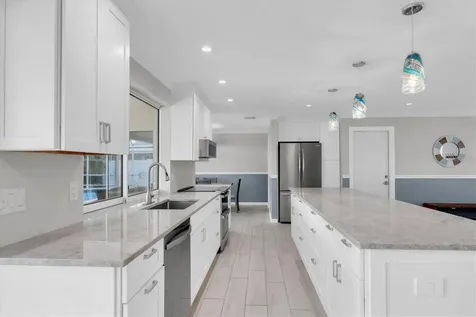 4200 46th Avenue S St Petersburg FL 33711