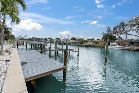 4200 46th Avenue S St Petersburg FL 33711