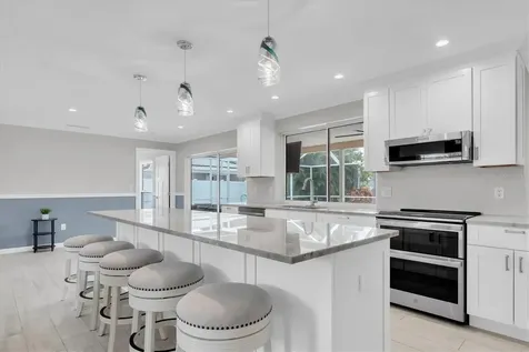 4200 46th Avenue S St Petersburg FL 33711