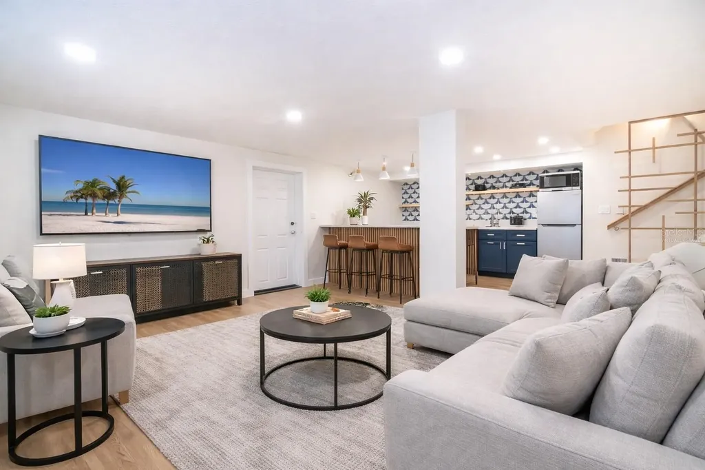 222 High Point Drive Venice FL 34292