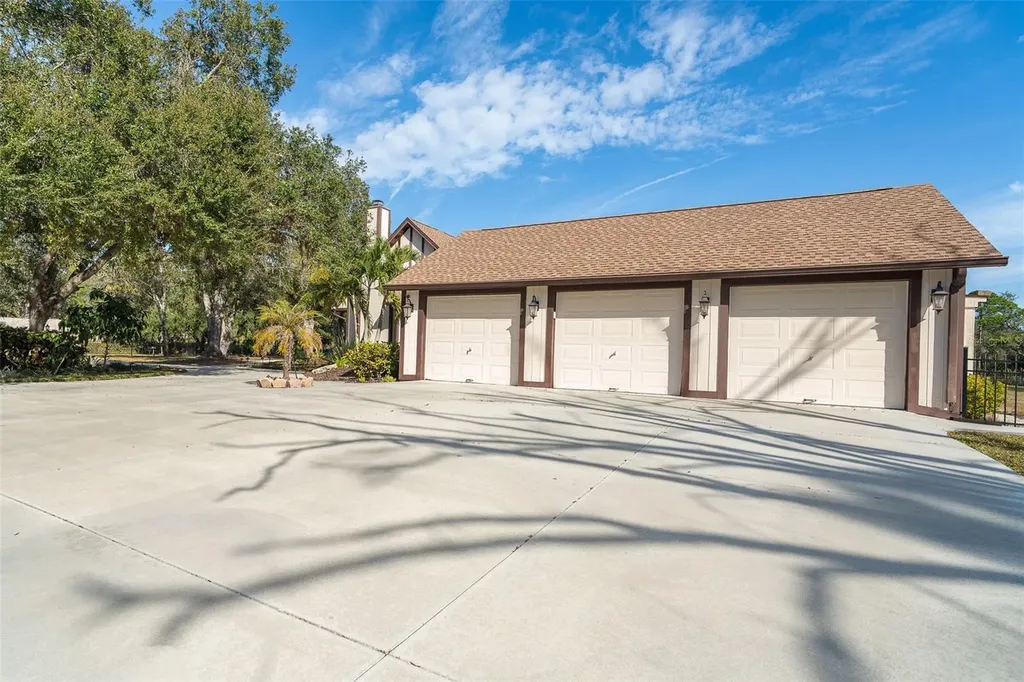 222 High Point Drive Venice FL 34292