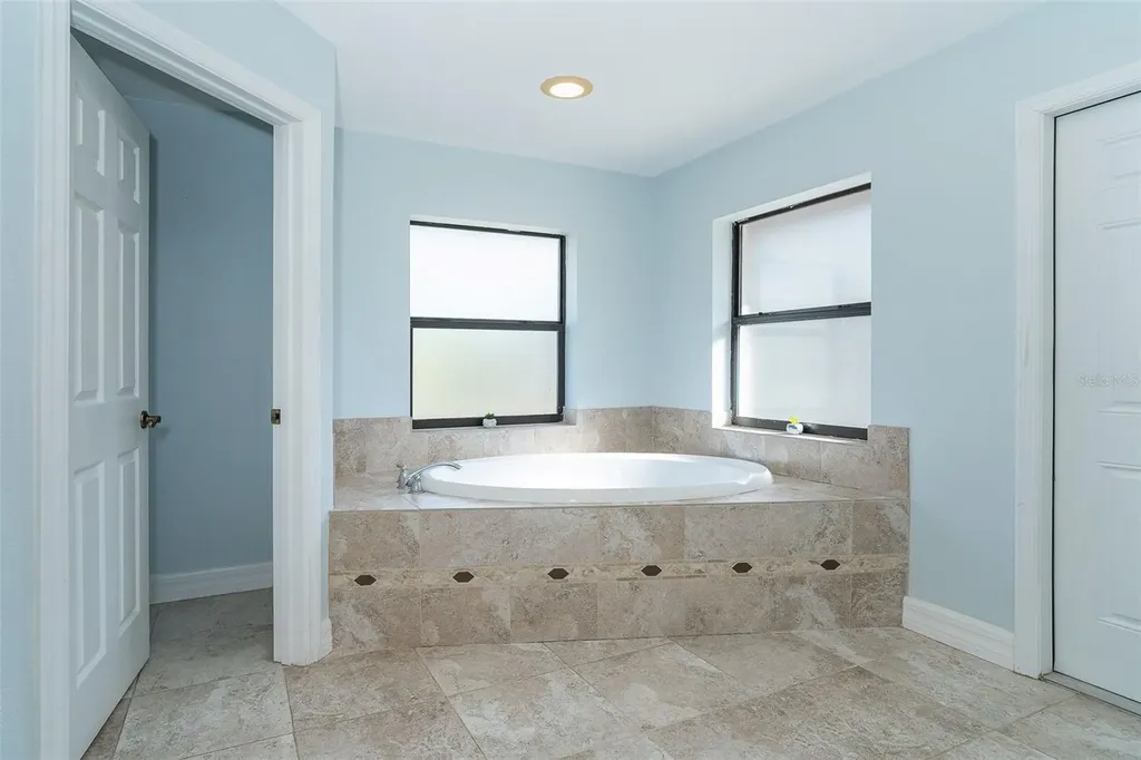 222 High Point Drive Venice FL 34292