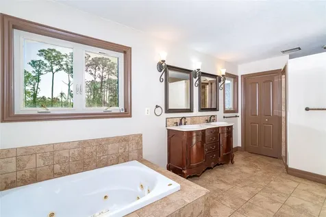 222 High Point Drive Venice FL 34292