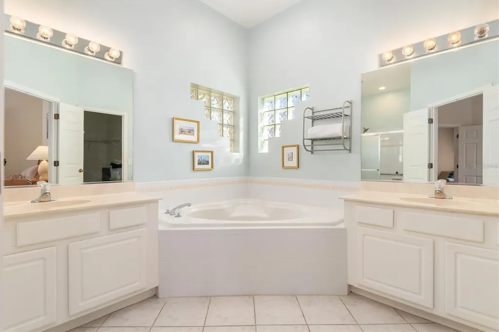 4274 Tennyson Way Venice FL 34293