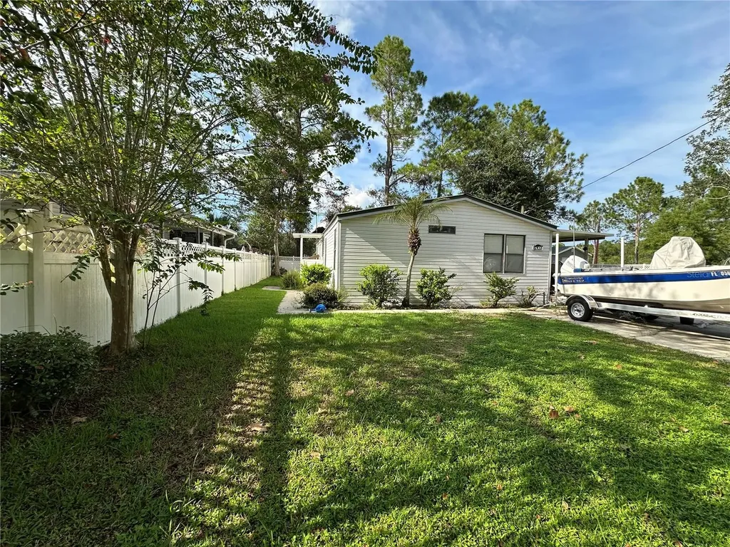 24302 Maxwell Street Astor FL 32102