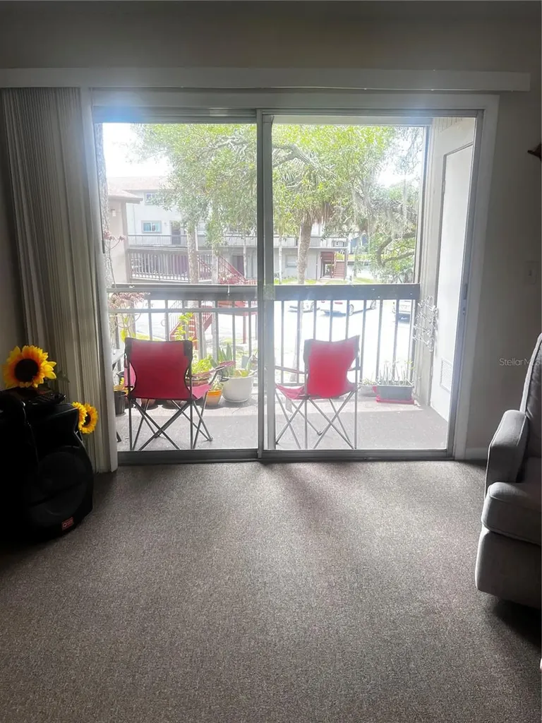 6312 Newtown Circle Tampa FL 33615