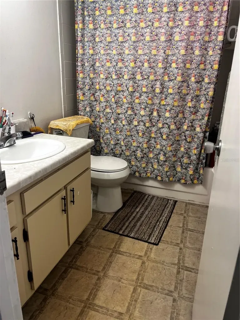 6312 Newtown Circle Tampa FL 33615