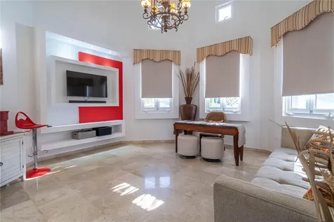 44 Surfside Humacao PR 00791