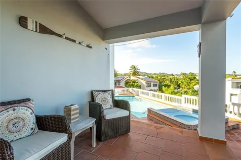 44 Surfside Humacao PR 00791
