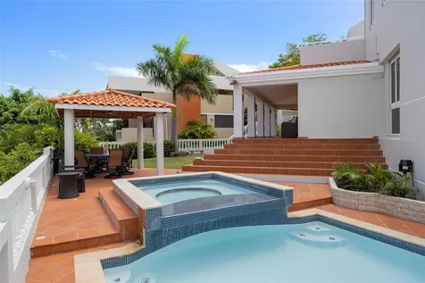 44 Surfside Humacao PR 00791