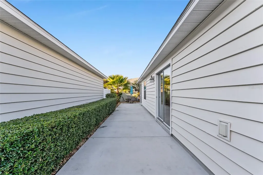 1131 Southern Sun Drive The Villages FL 32162