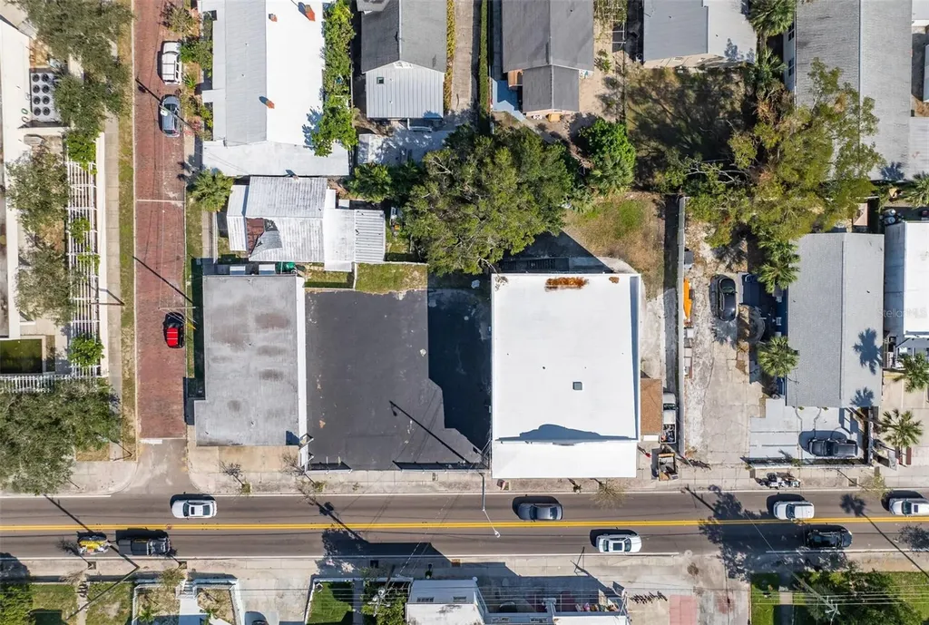 218 N Pinellas Avenue Tarpon Springs FL 34689