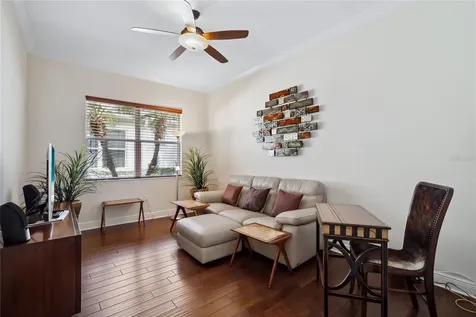 8416 Abingdon Court University Park FL 34201