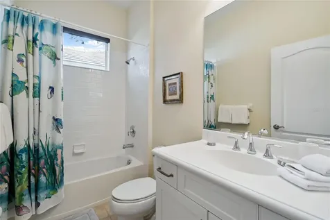 8416 Abingdon Court University Park FL 34201