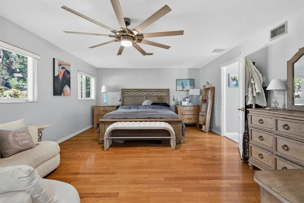 5676 Beneva Woods Circle Sarasota FL 34233