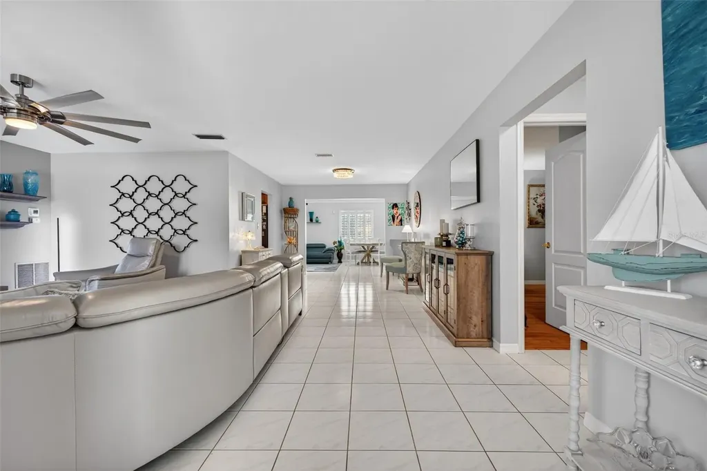 5676 Beneva Woods Circle Sarasota FL 34233