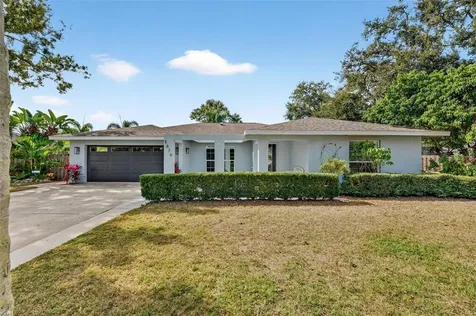 5676 Beneva Woods Circle Sarasota FL 34233