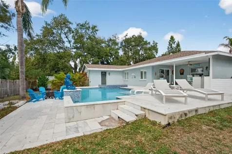 5676 Beneva Woods Circle Sarasota FL 34233