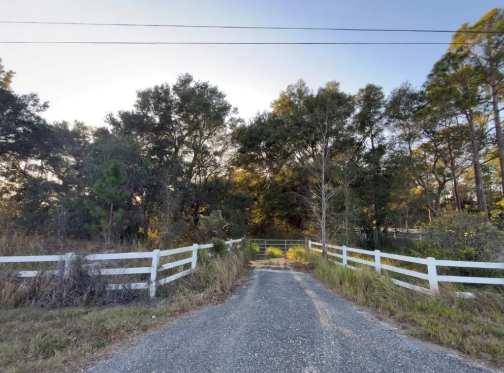 24939 County Road 33 Groveland FL 34736