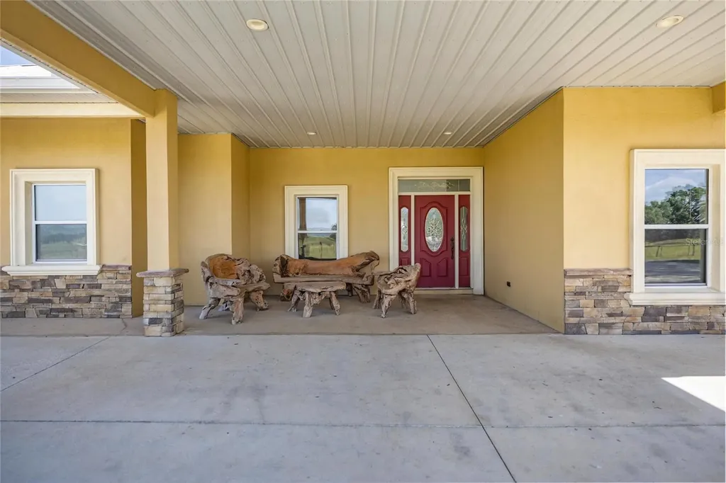 20551 SE 80th Street Morriston FL 32668